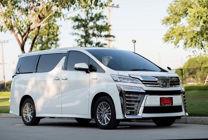 รถ Alphard